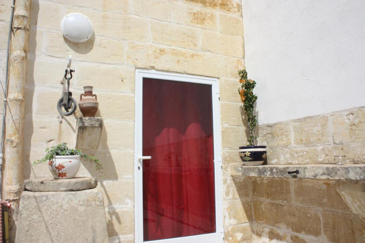 Vertical Climbing Malta Qrendi Exterior photo